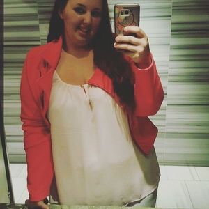 Meet your Posher, Carlee